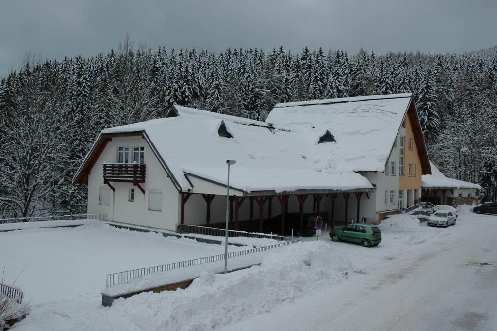 Apartment Spindleruv Mlyn Labska Ruang foto